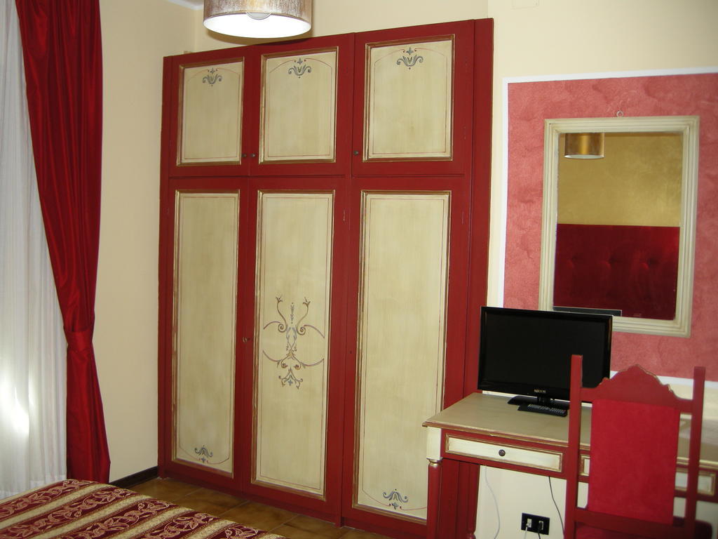 Hotel Fiordigigli LʼAquila Oda fotoğraf