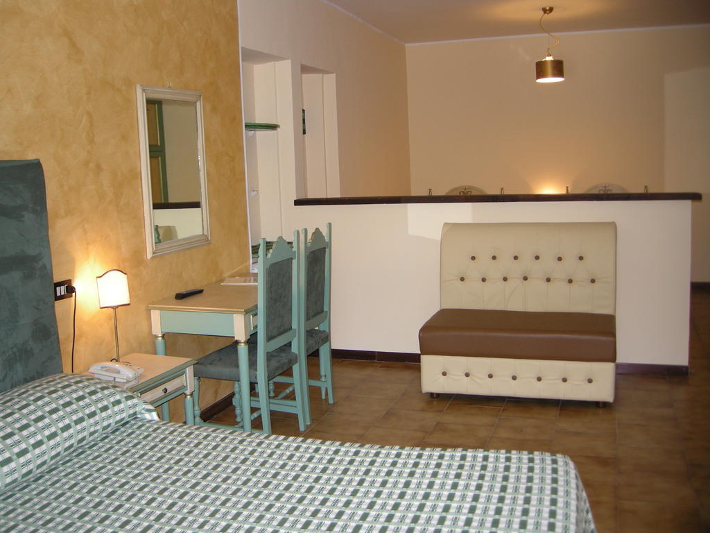 Hotel Fiordigigli LʼAquila Oda fotoğraf